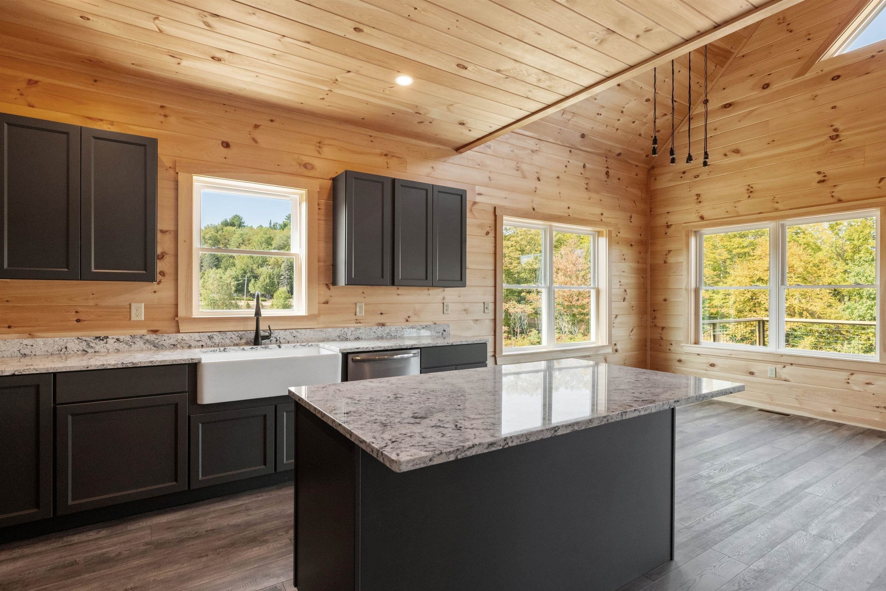 Thornton, New Hampshire, 03285, United States, 3 Bedrooms Bedrooms, ,3 BathroomsBathrooms,Residential,For Sale,1974292