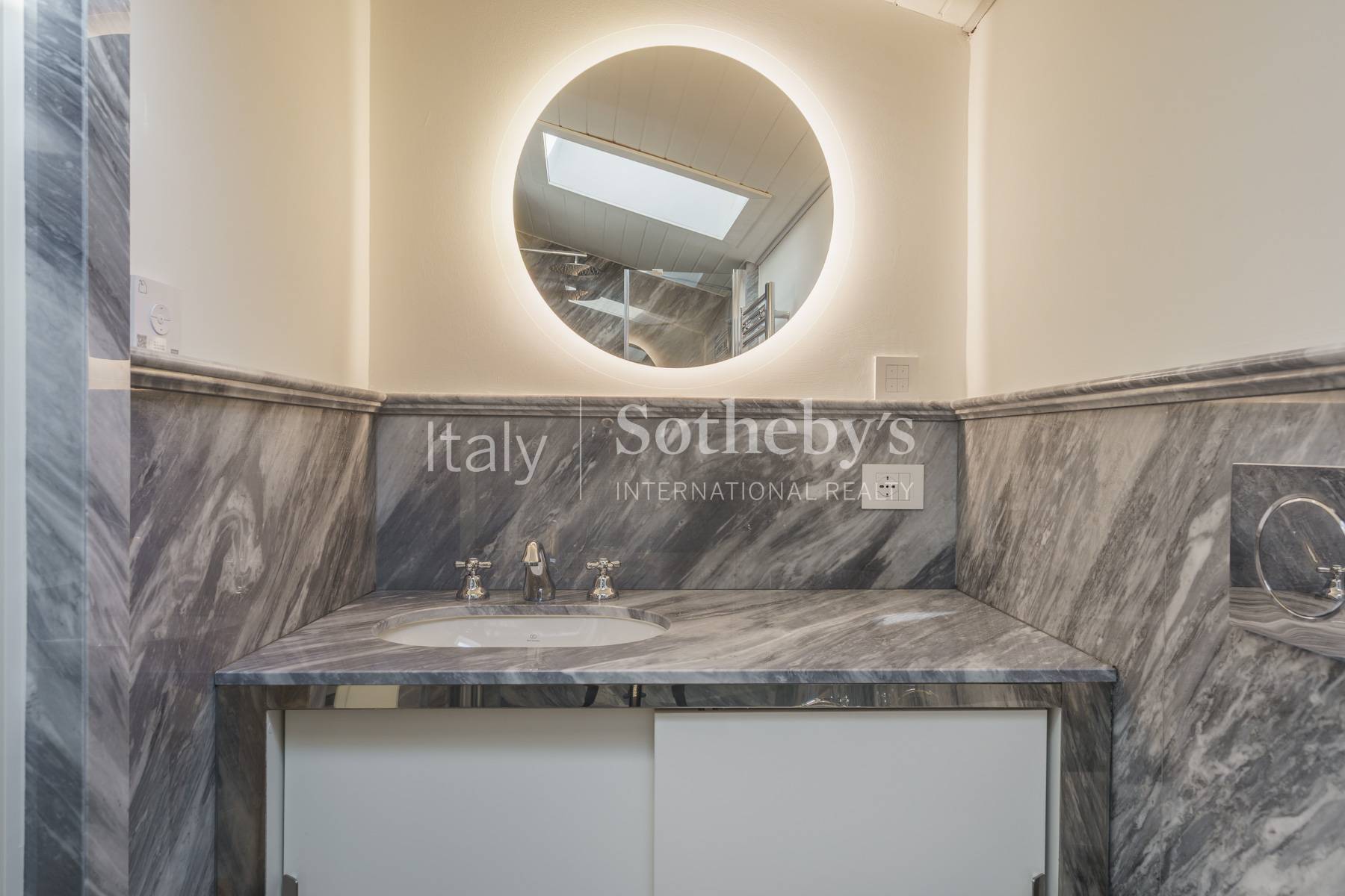  Elegant Panoramic Apartment in the Heart of Florence - 物件實景