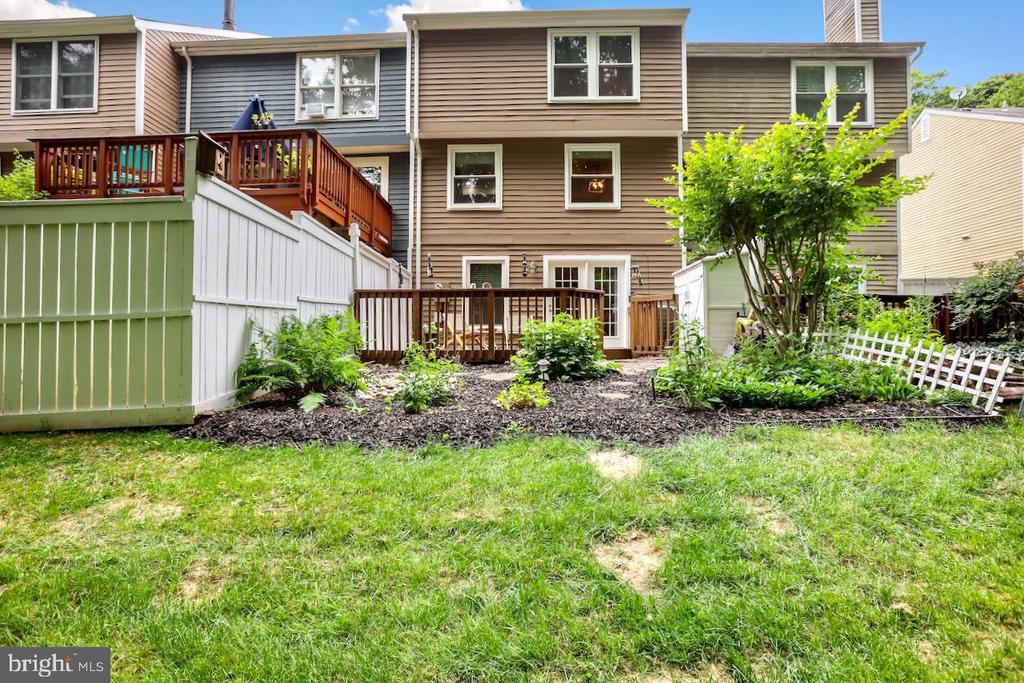 Reston, Virginia, 20194, United States, 3 Bedrooms Bedrooms, ,4 BathroomsBathrooms,Residential,For Sale,1942632