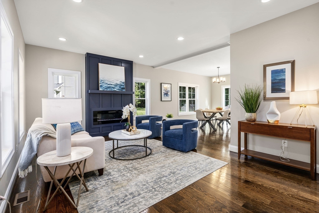 East Longmeadow, Massachusetts, 01028, United States, 4 Bedrooms Bedrooms, ,3 BathroomsBathrooms,Residential,For Sale,1986276