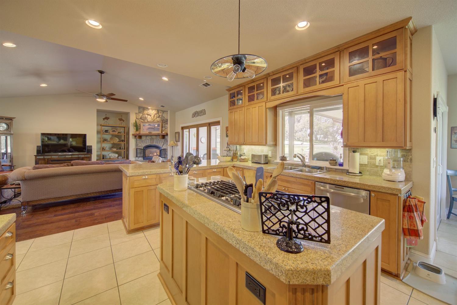 Auburn, California, 95603, United States, 3 Bedrooms Bedrooms, ,3 BathroomsBathrooms,Residential,For Sale,1976259