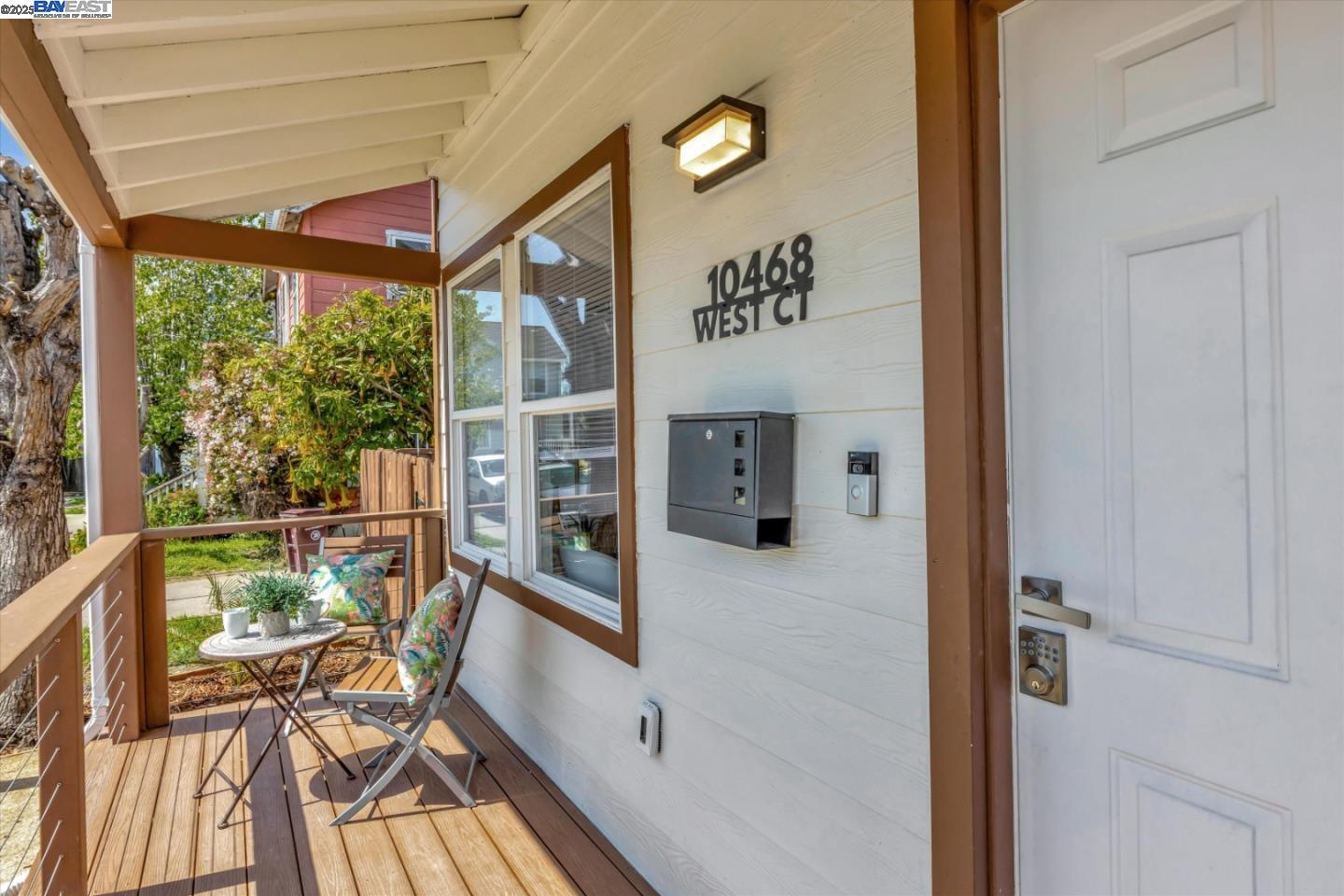 Oakland, California, 94603, United States, 3 Bedrooms Bedrooms, ,2 BathroomsBathrooms,Residential,For Sale,1991687