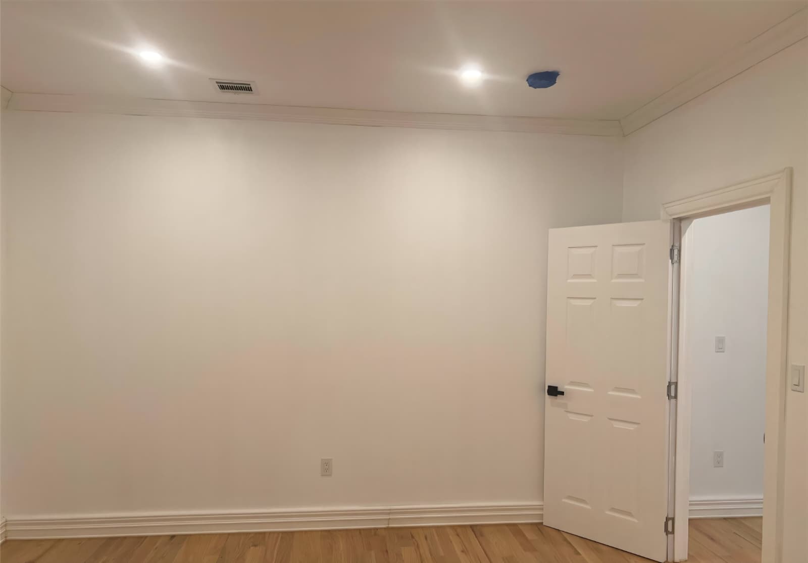 Little Ferry, New Jersey, 07643, United States, 5 Bedrooms Bedrooms, ,4 BathroomsBathrooms,Residential,For Sale,1980185