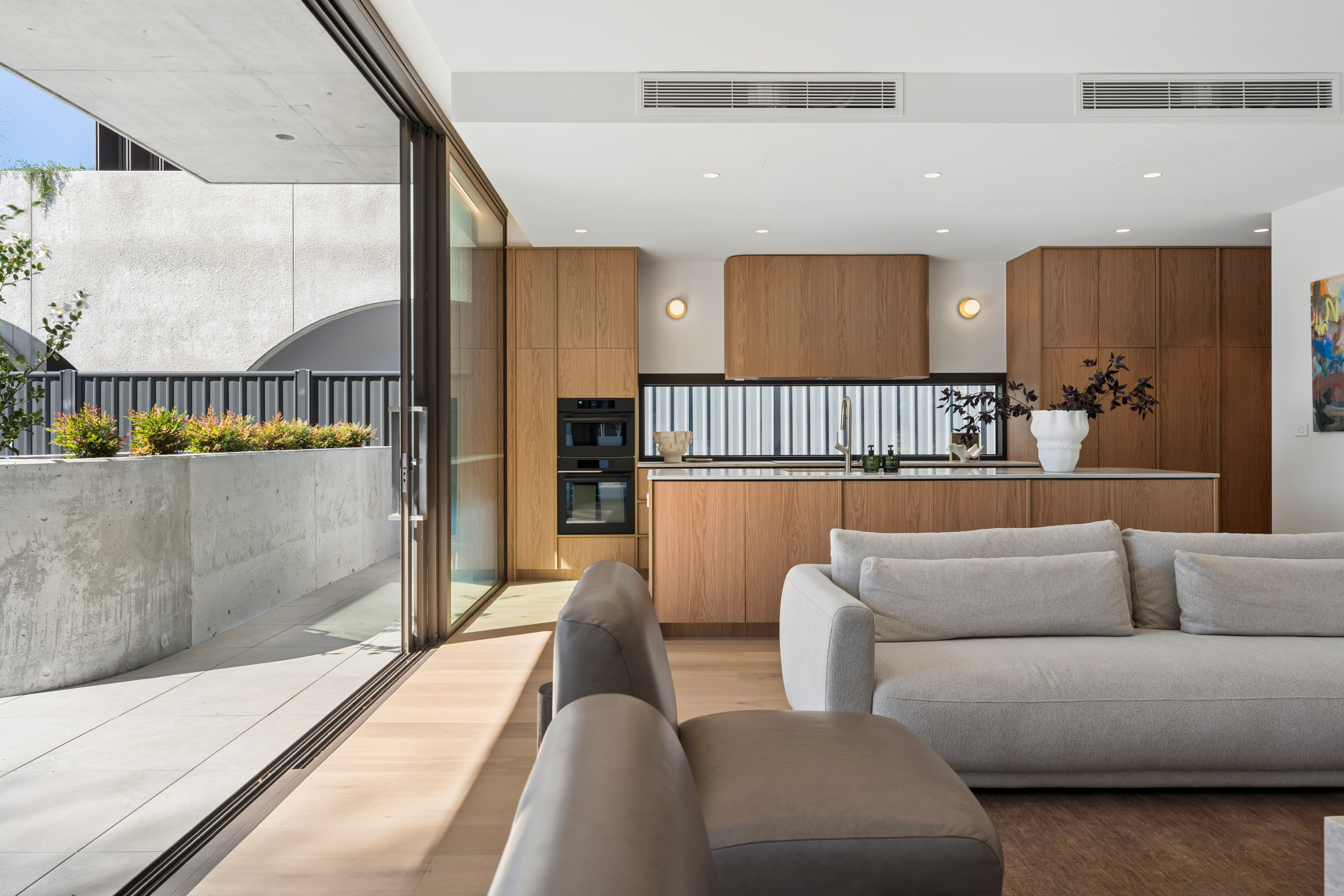  Luxury Forrest residence on Manuka