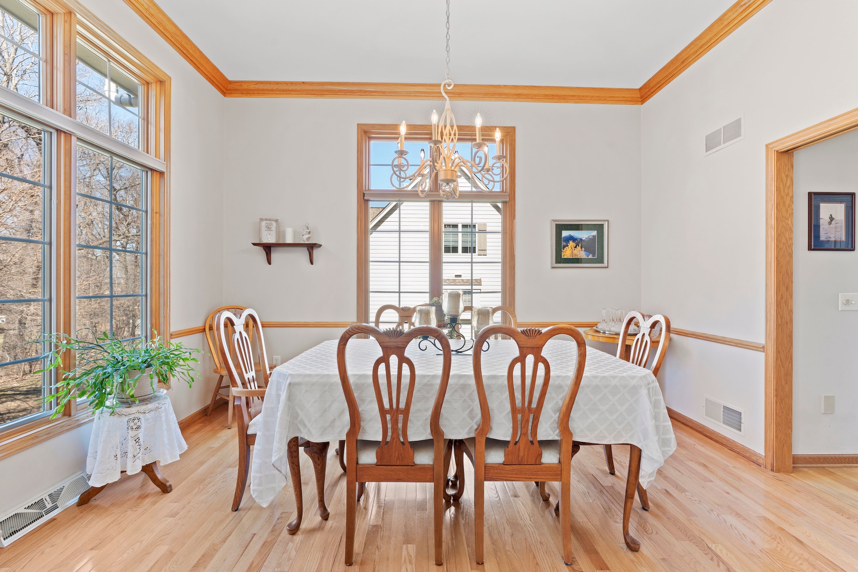  Spacious Side-by-Side Condo in Brookfield - 物件實景