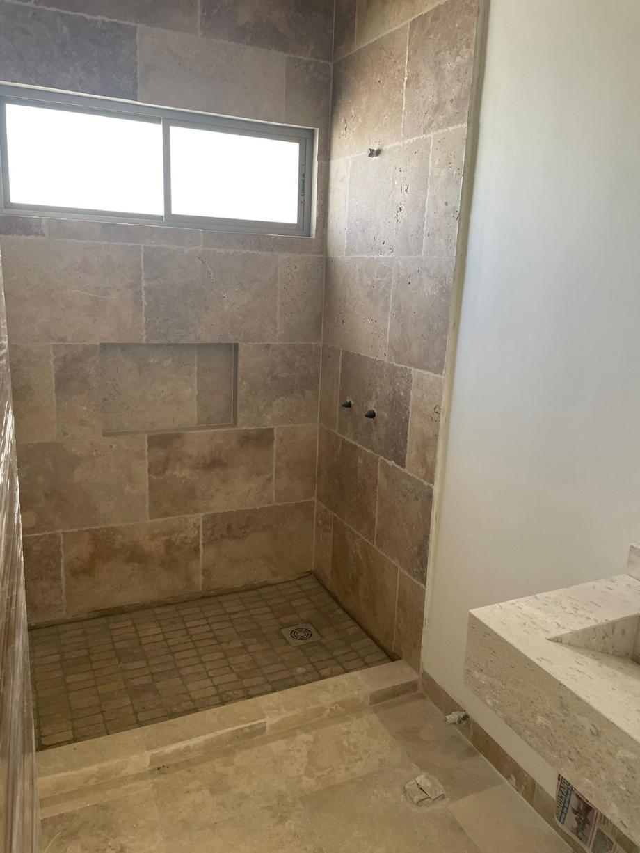 Calle Lobo, Torreón, Coahuila de Zaragoza, 27023, Mexico, 3 Bedrooms Bedrooms, ,3 BathroomsBathrooms,Residential,For Sale,Calle Lobo,1672111