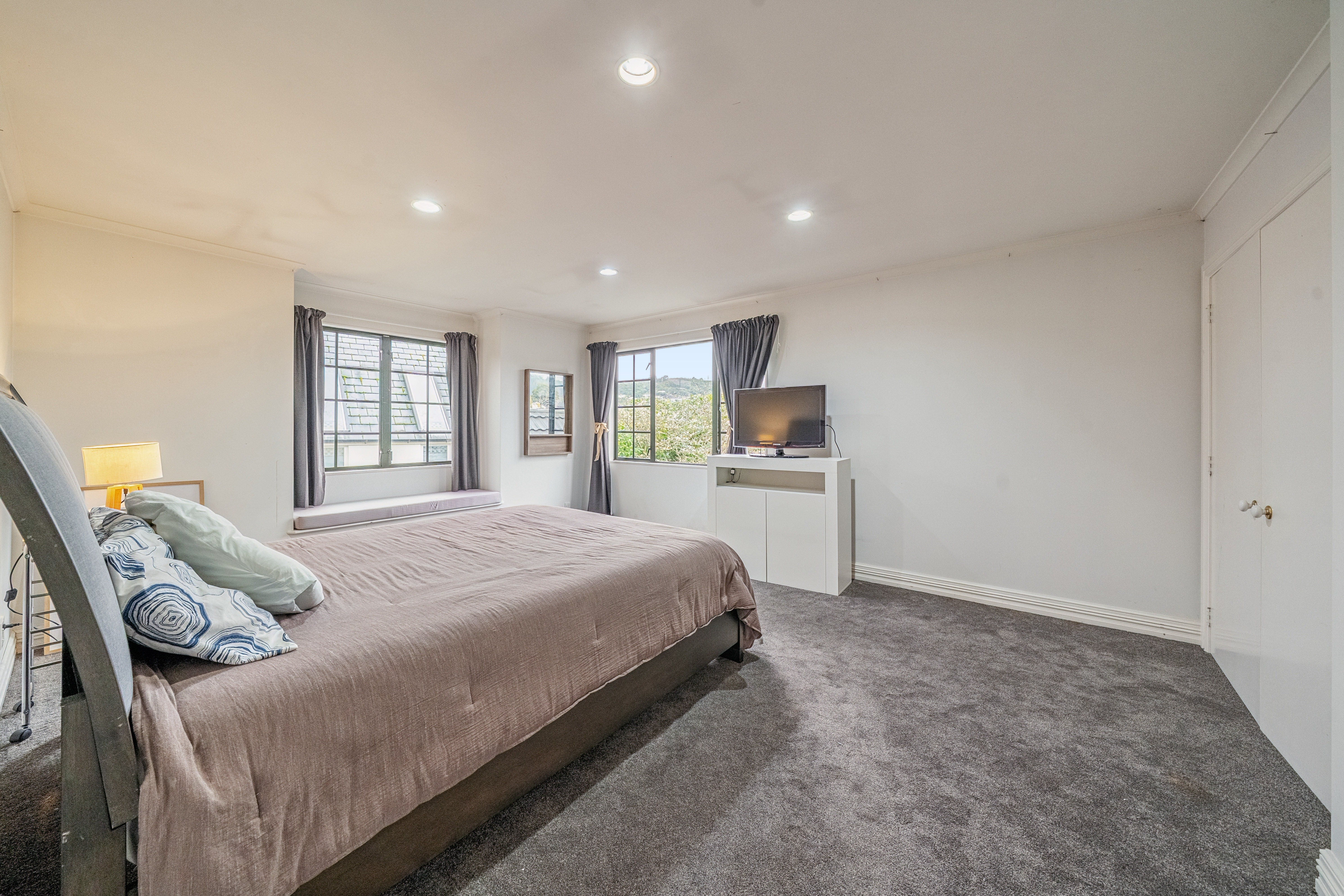  29 Clearwater Terrace, Brown Owl, Upper Hutt - 物件實景