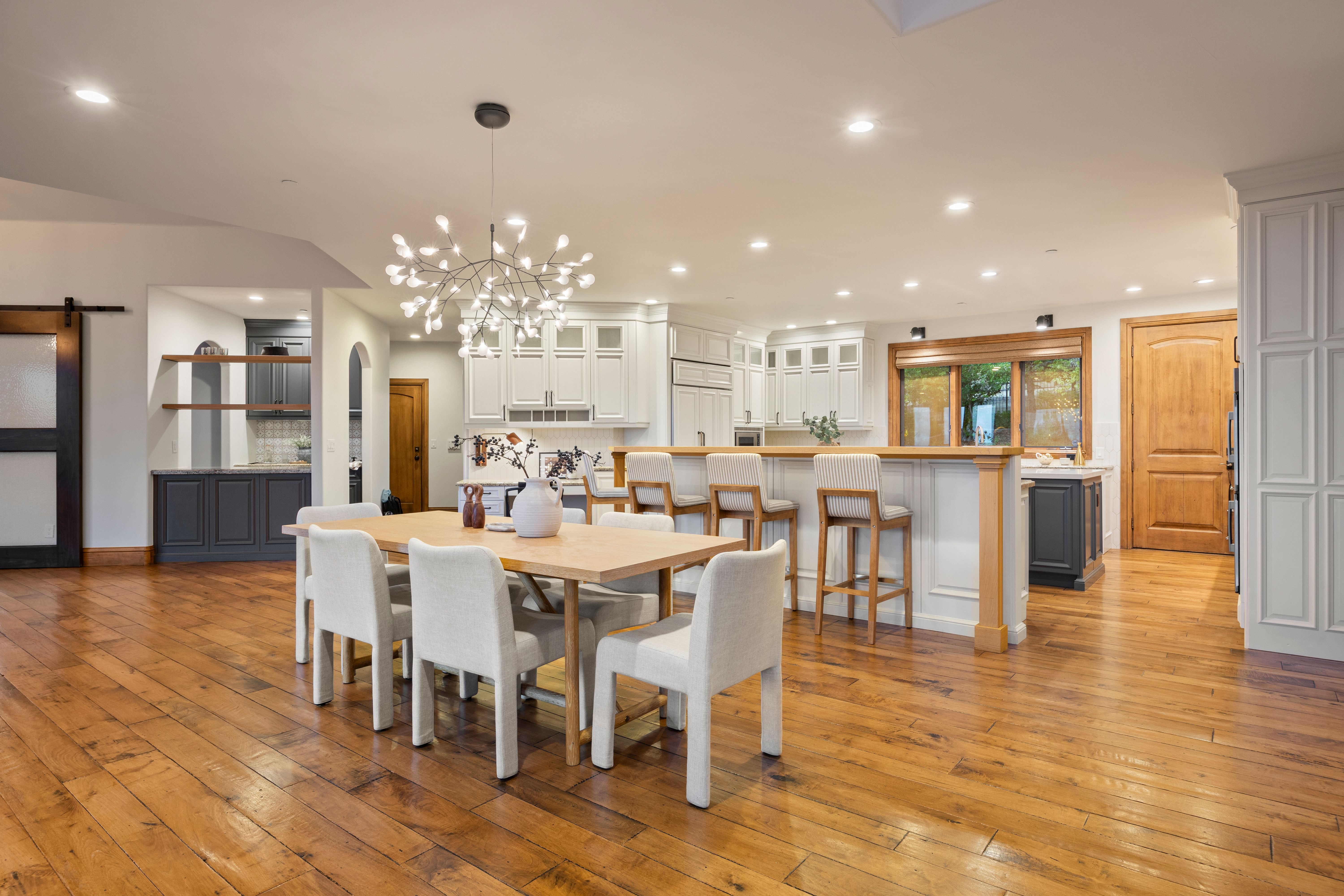  Legacy Estate Custom Residence In Highly Coveted McArthur Ranch - 物件實景