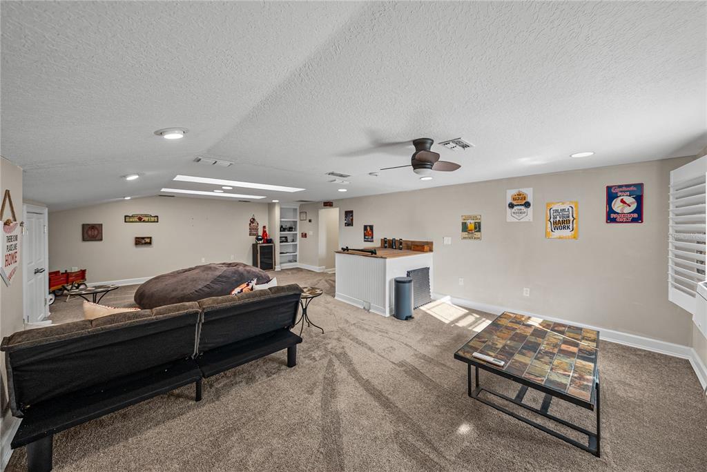 Seffner, Florida, 33584, United States, 5 Bedrooms Bedrooms, ,4 BathroomsBathrooms,Residential,For Sale,1991744