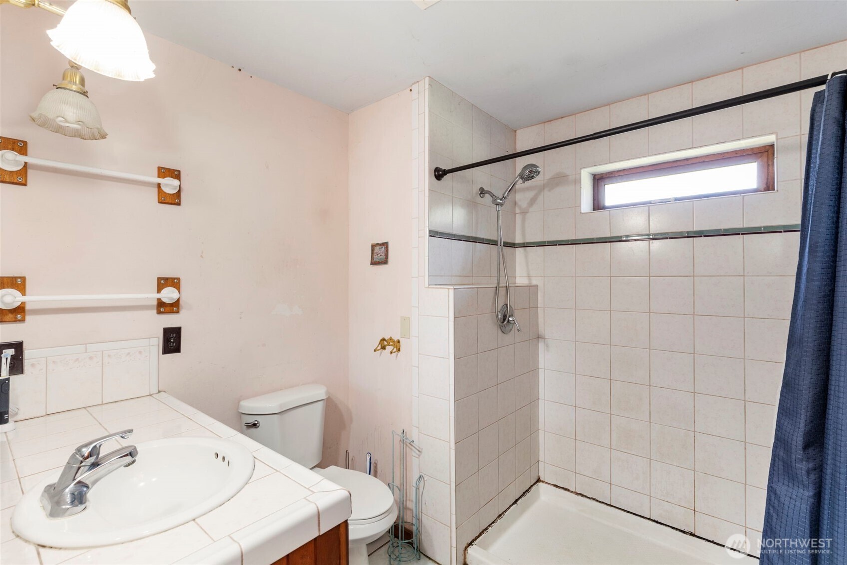 Port Townsend, Washington, 98368, United States, 2 Bedrooms Bedrooms, ,2 BathroomsBathrooms,Residential,For Sale,1882493