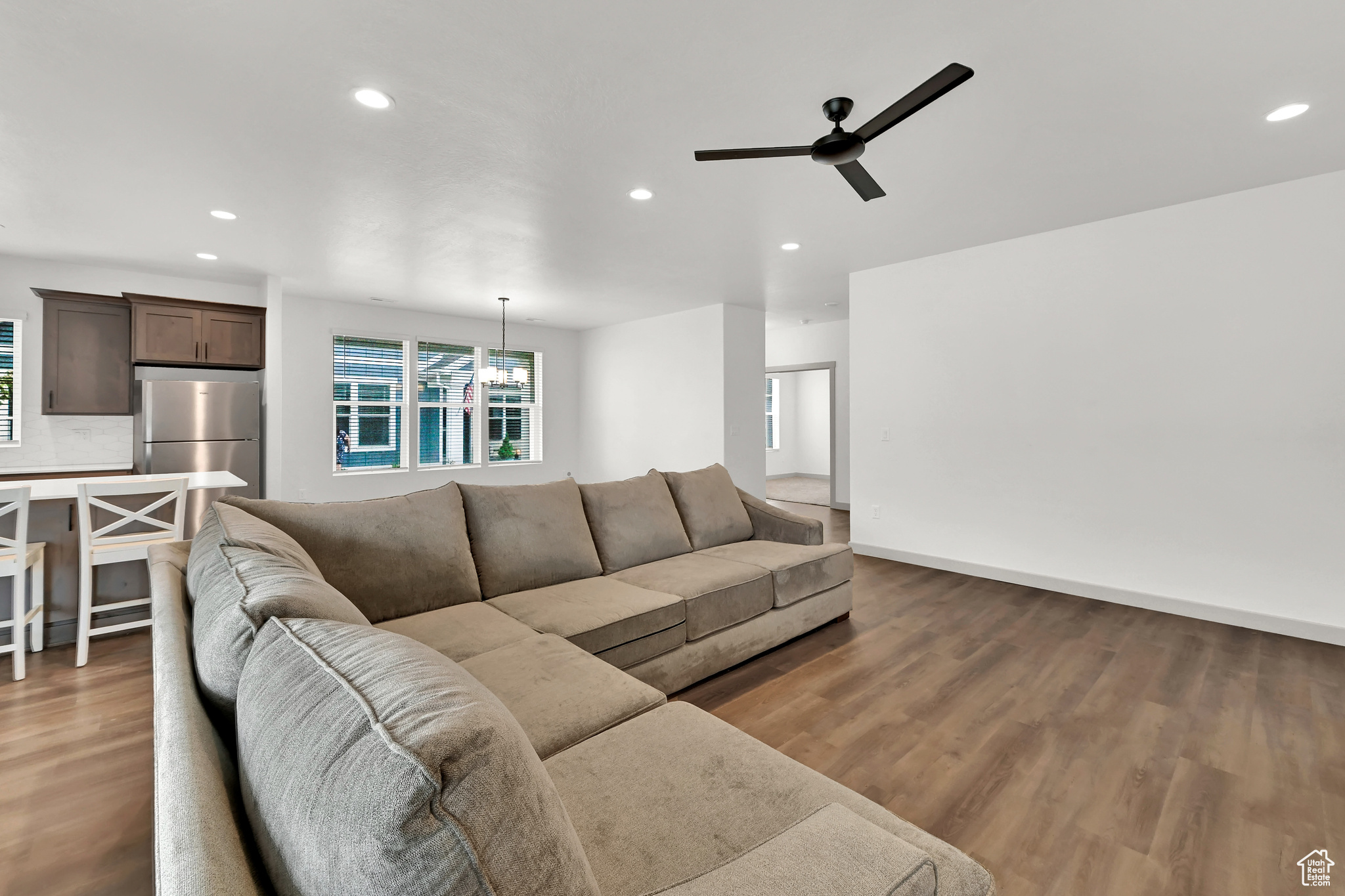 West Haven, Utah, 84401, United States, 3 Bedrooms Bedrooms, ,2 BathroomsBathrooms,Residential,For Sale,1925737