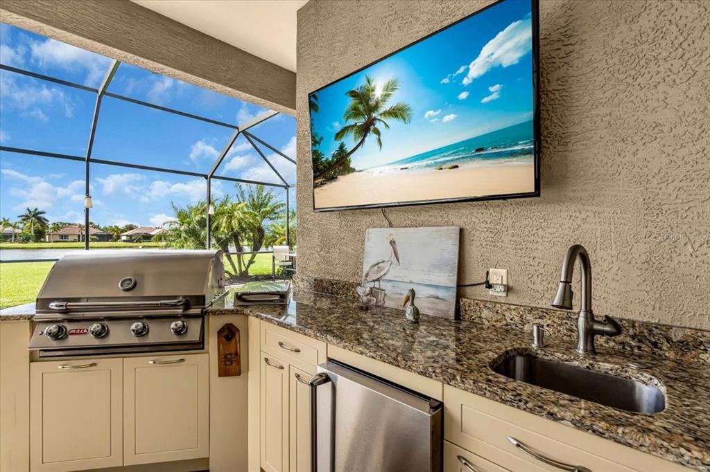 Bradenton, Florida, 34212, United States, 3 Bedrooms Bedrooms, ,3 BathroomsBathrooms,Residential,For Sale,1759767