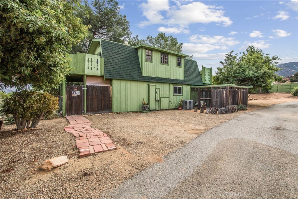 Lake Elsinore, California, 92530, United States, 3 Bedrooms Bedrooms, ,1 BathroomBathrooms,Residential,For Sale,1943552