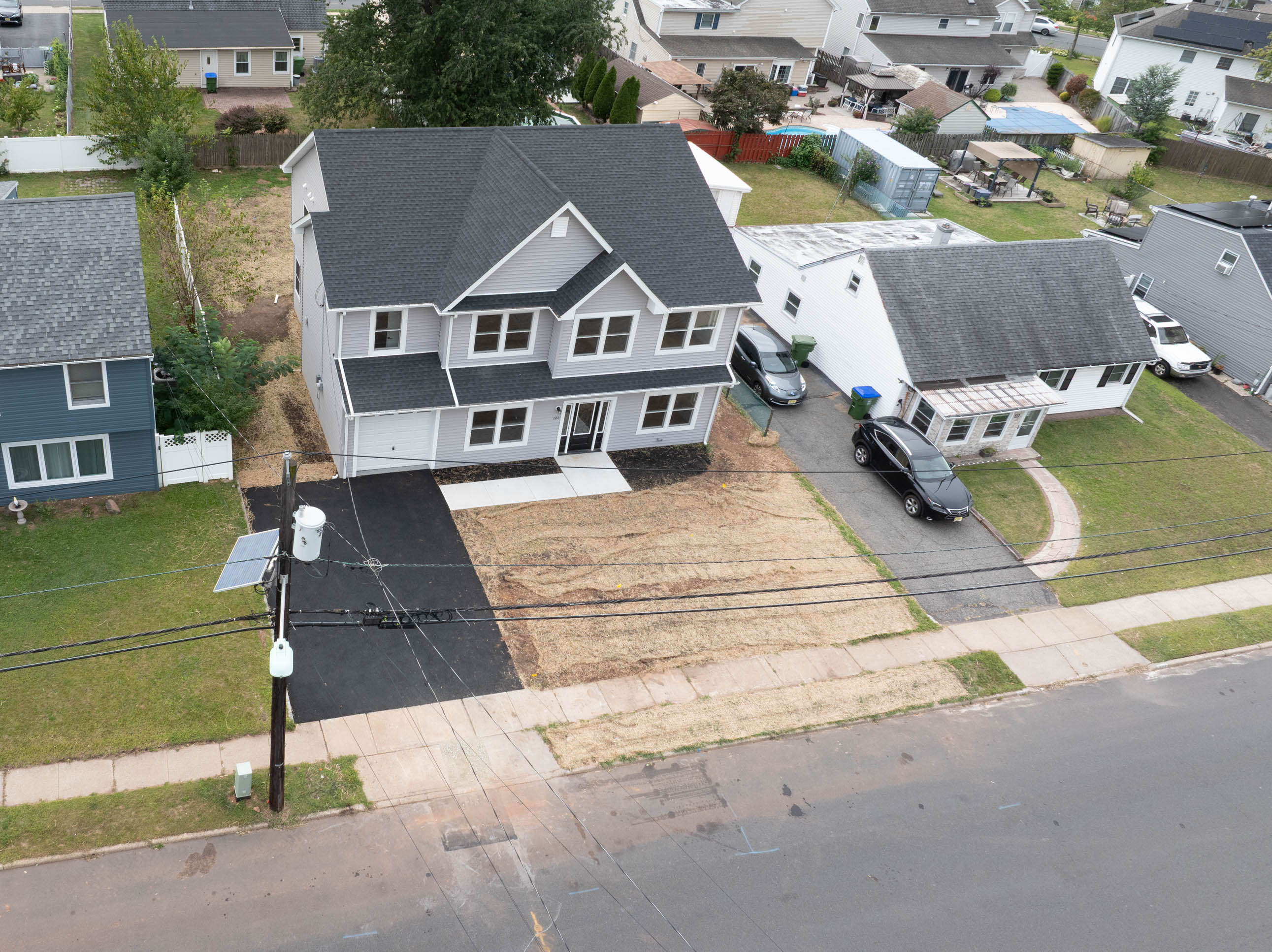 Edison, New Jersey, 08817, United States, 5 Bedrooms Bedrooms, ,4 BathroomsBathrooms,Residential,For Sale,1943601