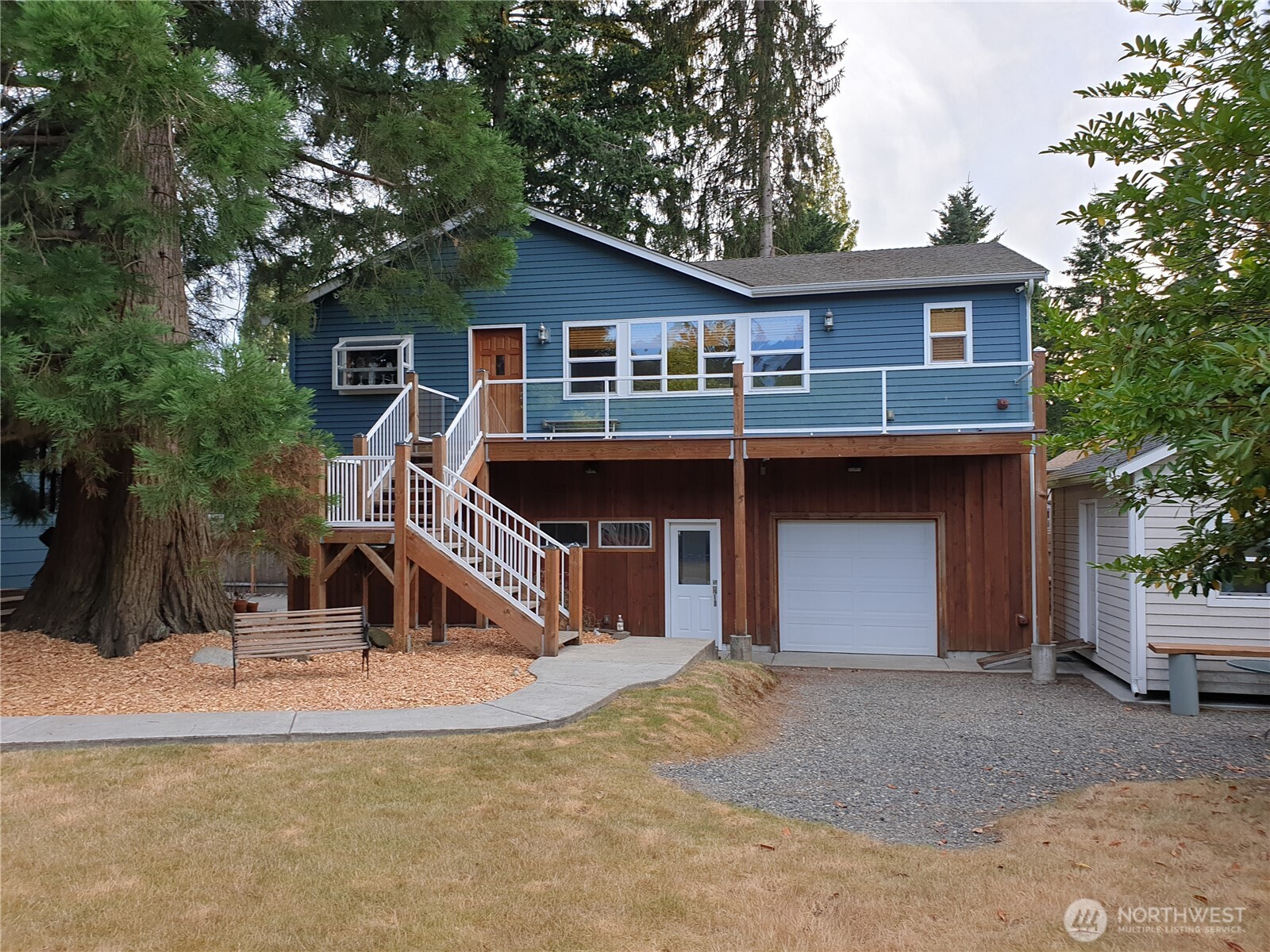 Kirkland, Washington, 98034, United States, 4 Bedrooms Bedrooms, ,3 BathroomsBathrooms,Residential,For Sale,1975566