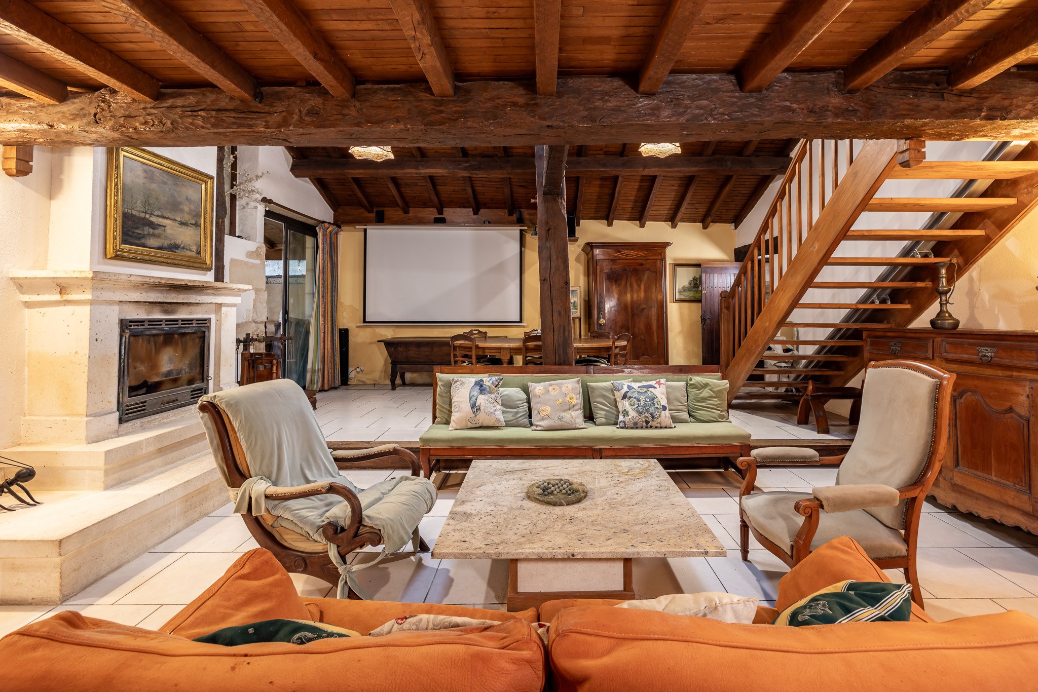  Property of 700m² with swimming pool, tennis court, ponds over more than 40 hec… - 物件實景