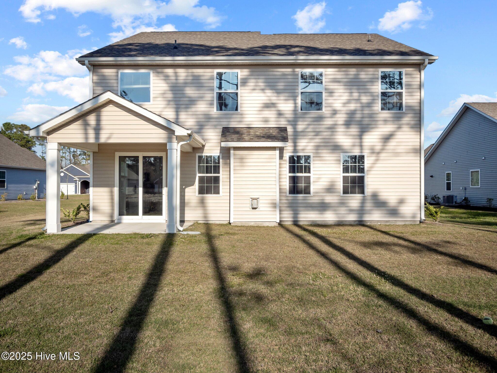 Newport, North Carolina, 28570, United States, 4 Bedrooms Bedrooms, ,3 BathroomsBathrooms,Residential,For Sale,1991180