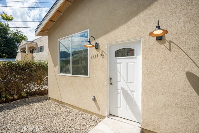 Los Angeles, California, 90062, United States, 7 Bedrooms Bedrooms, ,Residential,For Sale,1974171