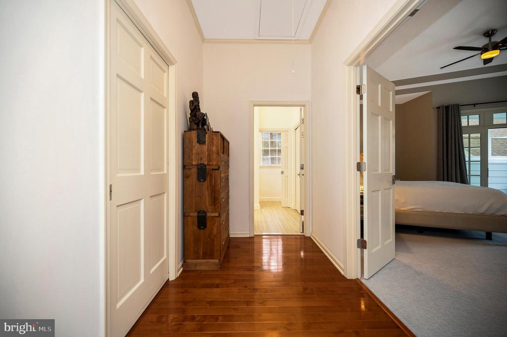 Fredericksburg, Virginia, 22405, United States, 5 Bedrooms Bedrooms, ,5 BathroomsBathrooms,Residential,For Sale,1825163