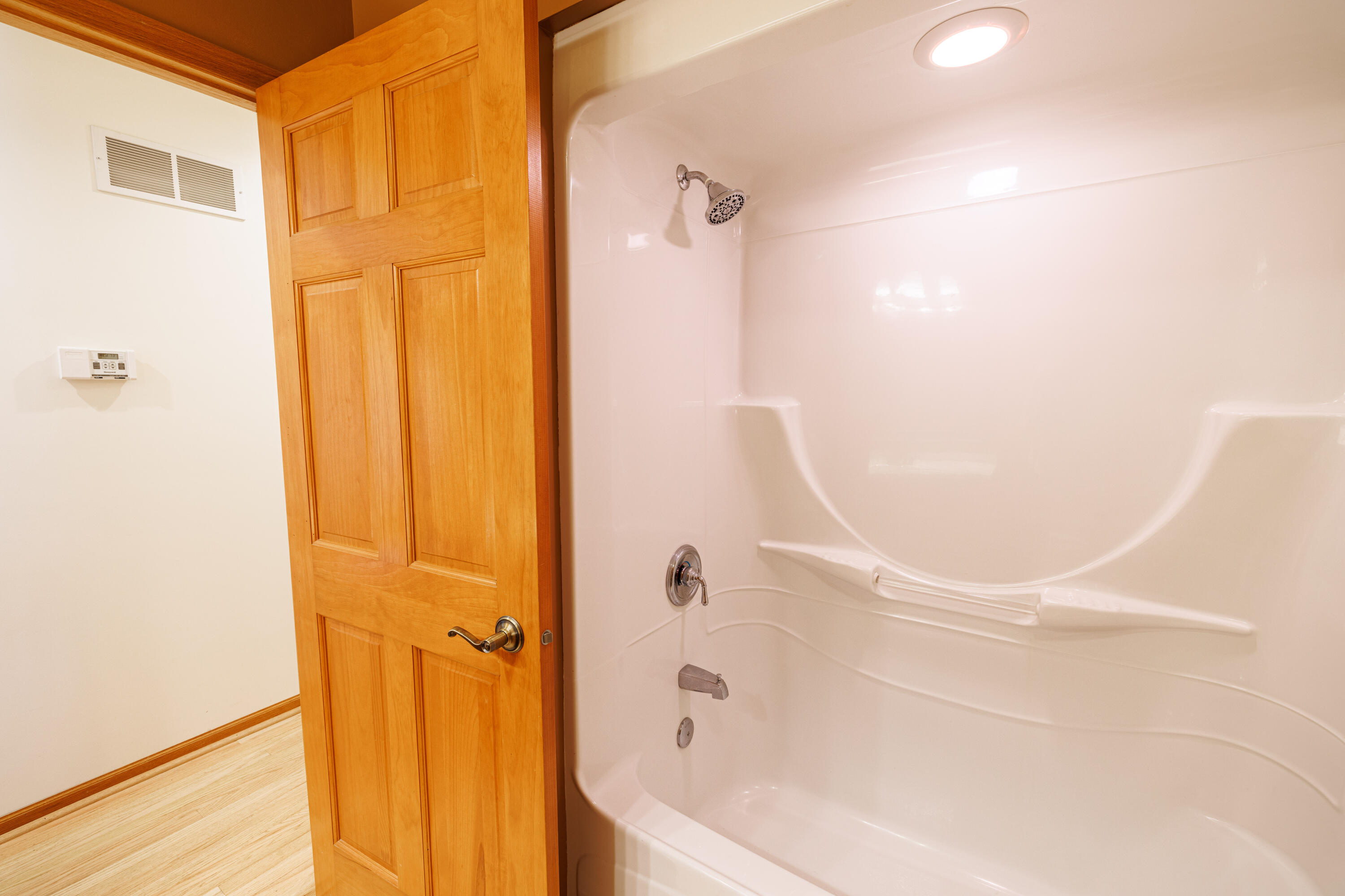 Theresa, Wisconsin, 53091, United States, 4 Bedrooms Bedrooms, ,4 BathroomsBathrooms,Residential,For Sale,1927887