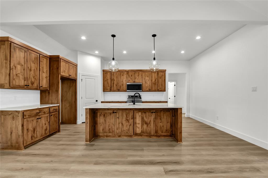 Millsap, Texas, 76066, United States, 4 Bedrooms Bedrooms, ,2 BathroomsBathrooms,Residential,For Sale,1984368