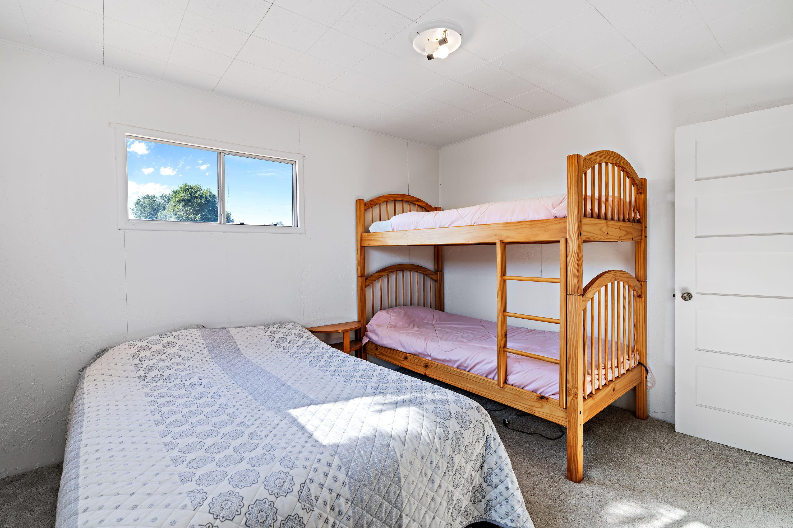 Culver, Oregon, 97734, United States, 1 Bedroom Bedrooms, ,1 BathroomBathrooms,Residential,For Sale,1940450