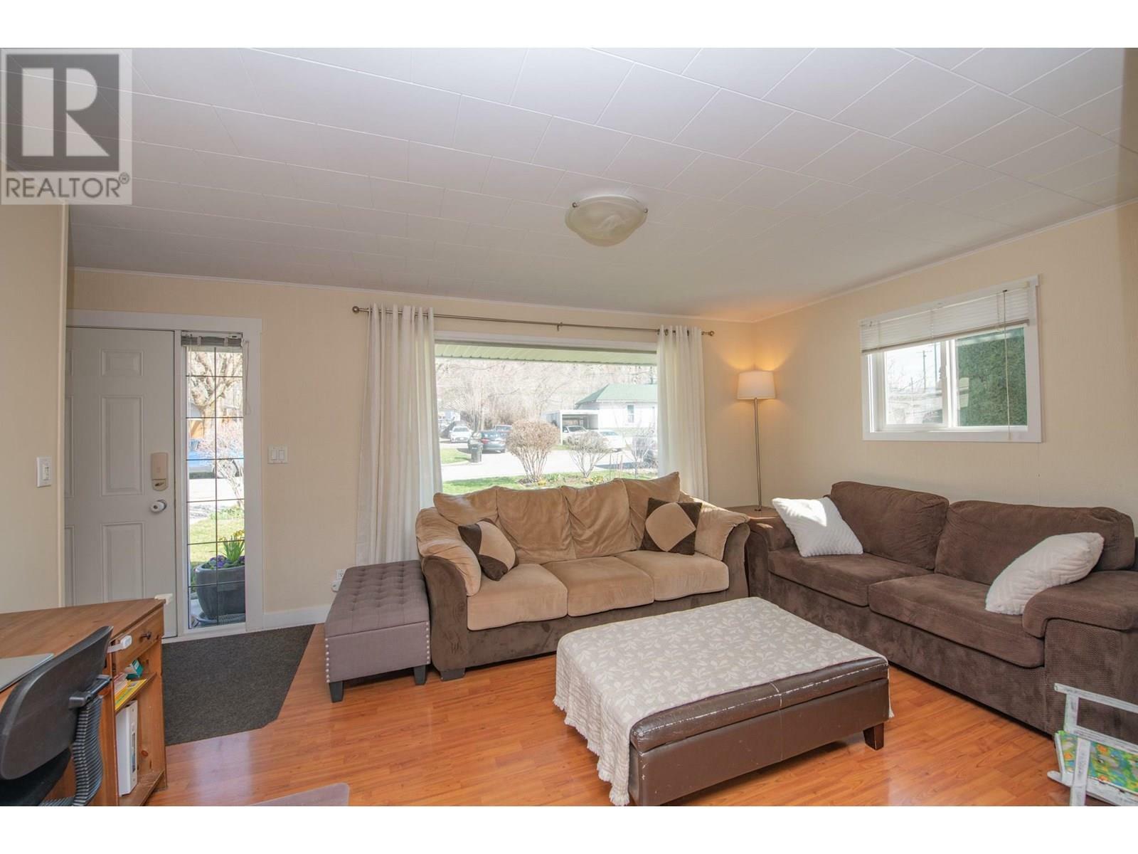 VERNON, British Columbia, V1T 1X5, CA, 2 Bedrooms Bedrooms, ,1 BathroomBathrooms,Residential,For Sale,1837289