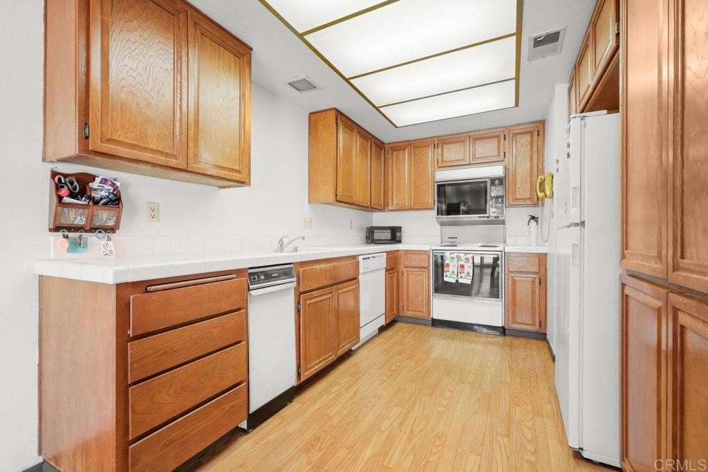 Chula Vista, California, 91910, United States, 4 Bedrooms Bedrooms, ,3 BathroomsBathrooms,Residential,For Sale,1793071