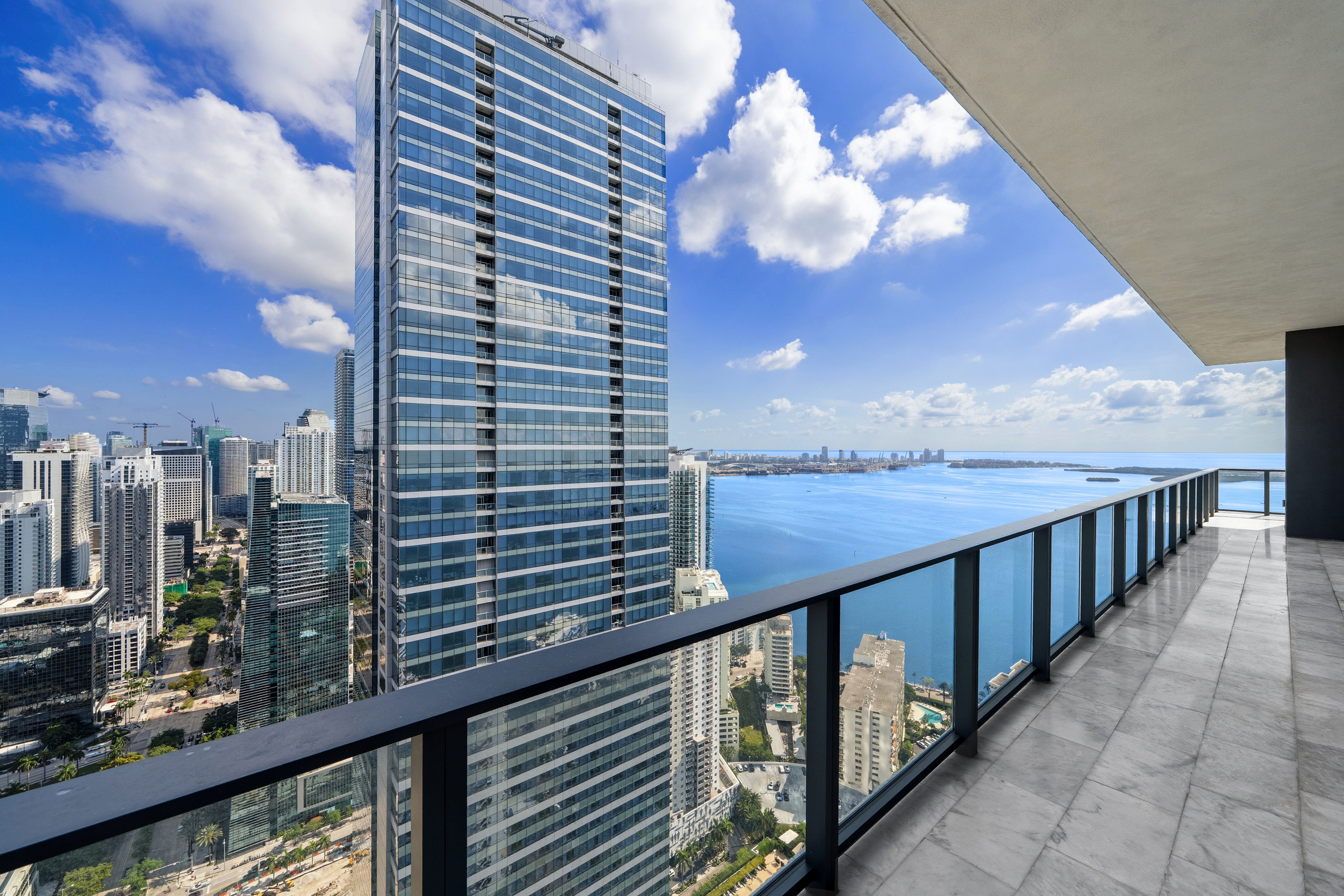  1451 Brickell Ave, Miami, FL, 33131 - 物件實景