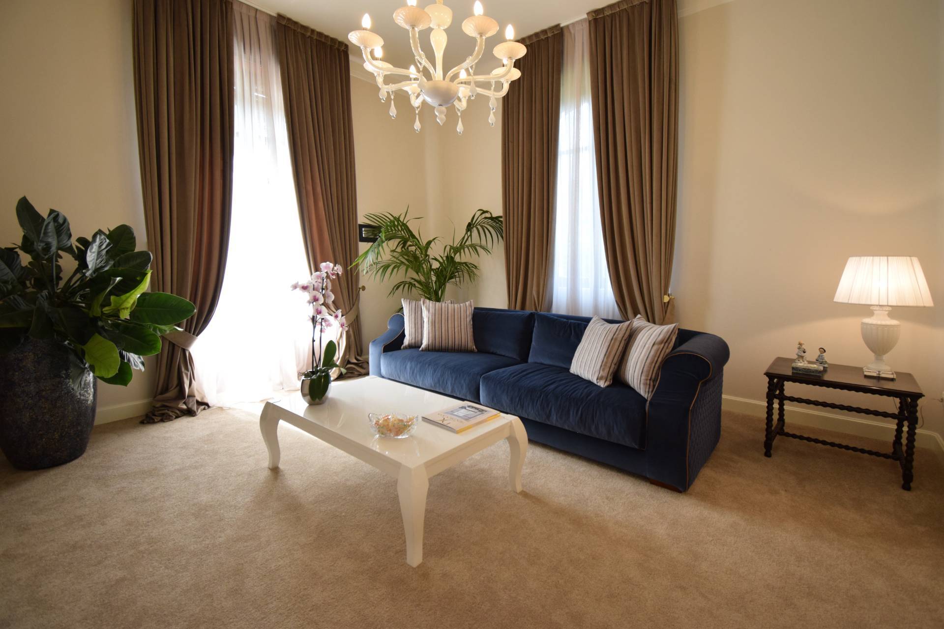 Desenzano del Garda, Brescia, 25015, IT, 4 Bedrooms Bedrooms, ,4 BathroomsBathrooms,Residential,For Sale,1826447