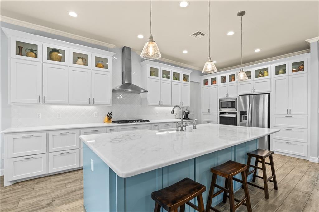 Corpus Christi, Texas, 78418, United States, 5 Bedrooms Bedrooms, ,3 BathroomsBathrooms,Residential,For Sale,1847256