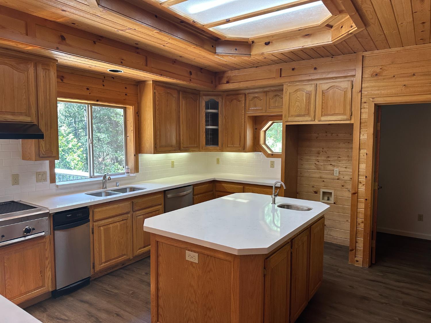 Pollock Pines, California, 95726, United States, 3 Bedrooms Bedrooms, ,3 BathroomsBathrooms,Residential,For Sale,1976360