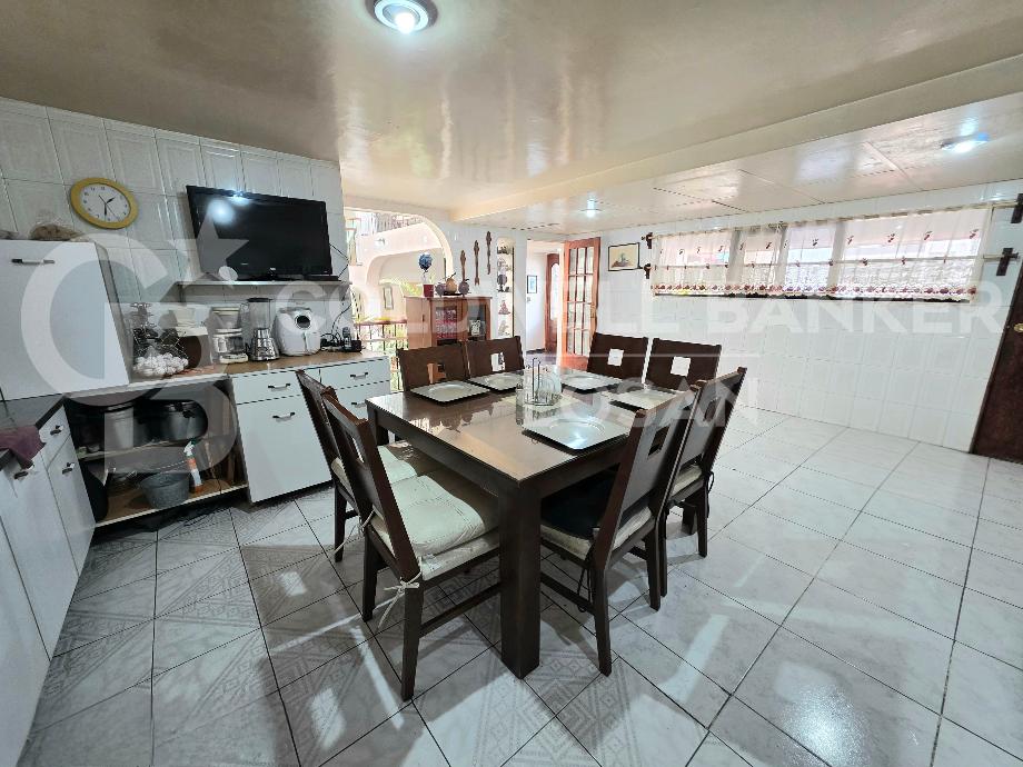 Atizapán de Zaragoza, Estado de méxico, 52995, Mexico, 3 Bedrooms Bedrooms, ,4 BathroomsBathrooms,Residential,For Sale,1926035