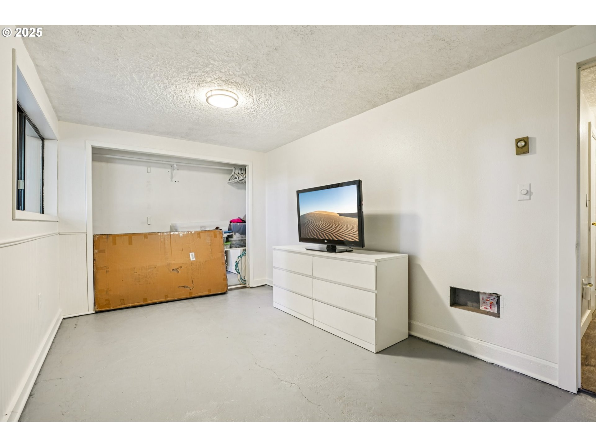 Ridgefield, Washington, 98642, United States, 3 Bedrooms Bedrooms, ,1 BathroomBathrooms,Residential,For Sale,1975959