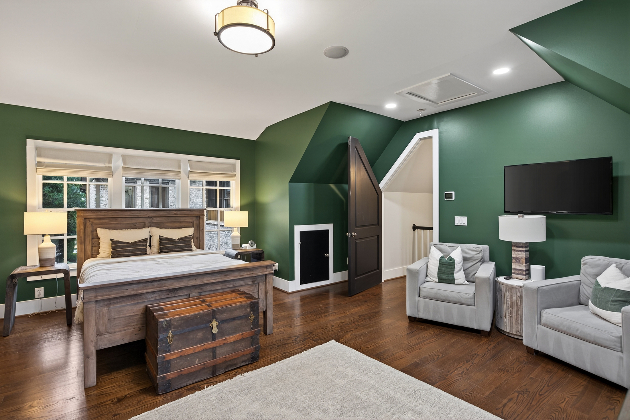  Timeless Style, Incredible Space and Convenient Brookwood Location - 物件實景
