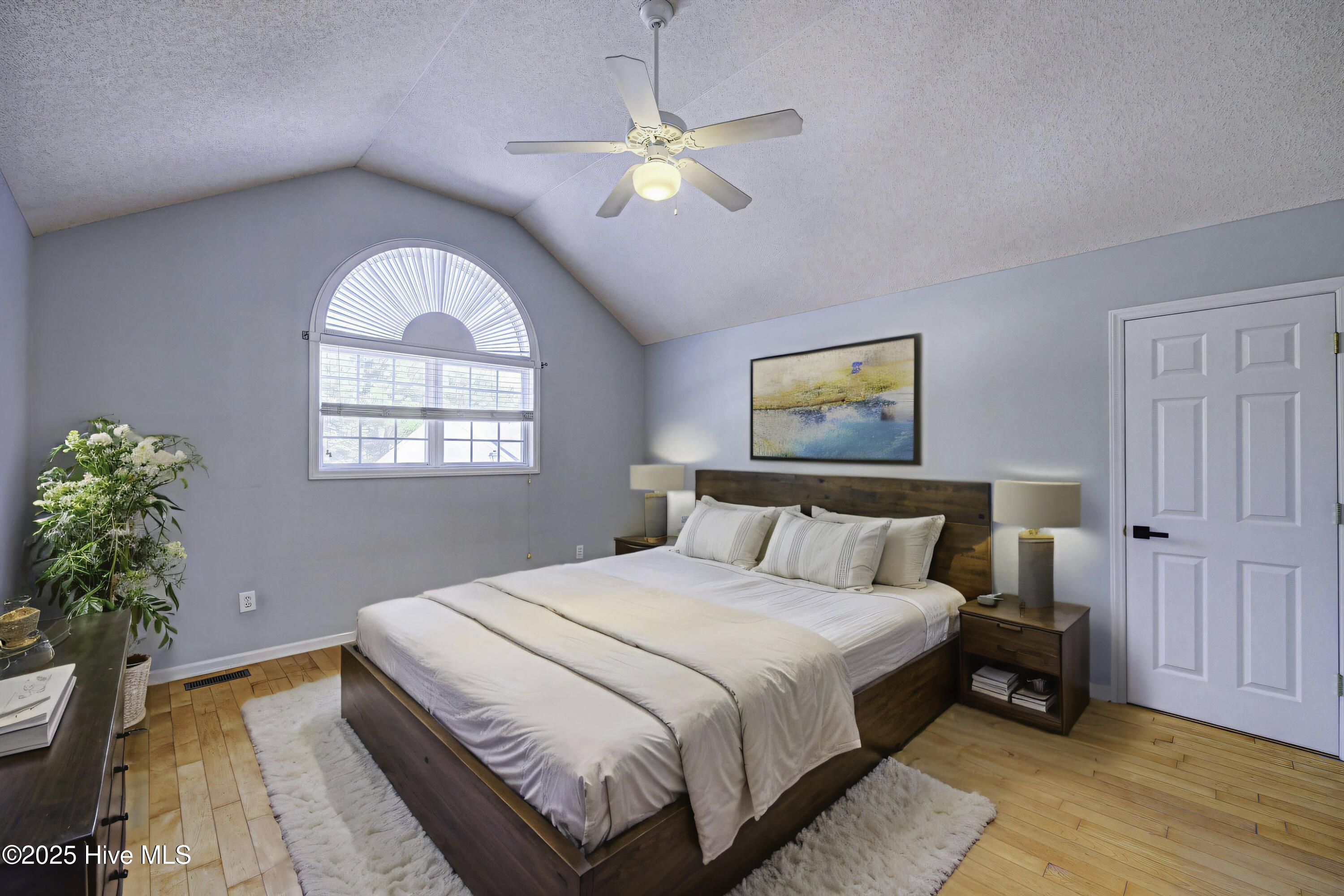 Carolina Beach, North Carolina, 28428, United States, 2 Bedrooms Bedrooms, ,2 BathroomsBathrooms,Residential,For Sale,1956851