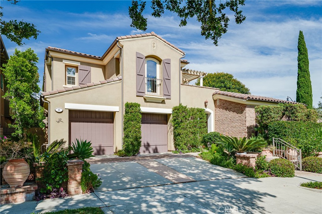 Irvine, California, 92620, United States, 5 Bedrooms Bedrooms, ,5 BathroomsBathrooms,Residential,For Sale,1932589