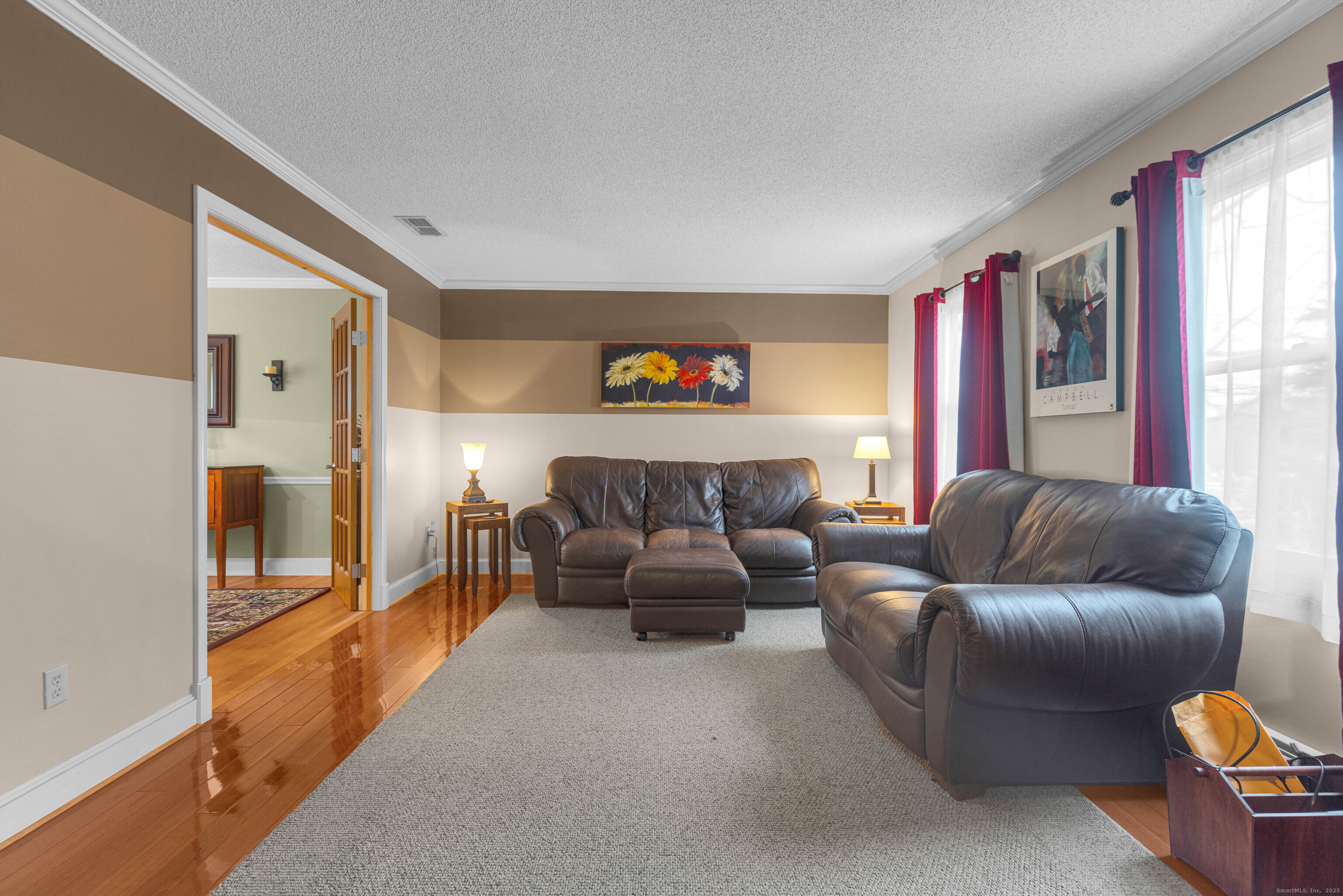 Windsor, Connecticut, 06095, United States, 4 Bedrooms Bedrooms, ,5 BathroomsBathrooms,Residential,For Sale,2000550