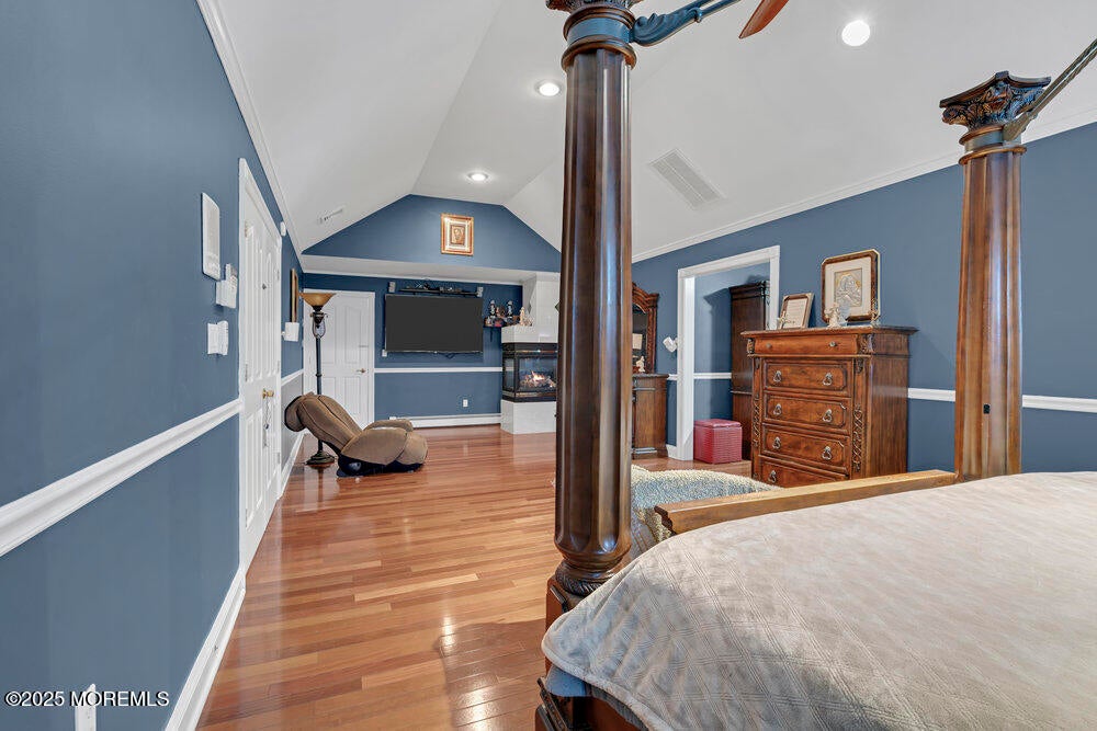 Manalapan, New Jersey, 07726, United States, 5 Bedrooms Bedrooms, ,5 BathroomsBathrooms,Residential,For Sale,1980978