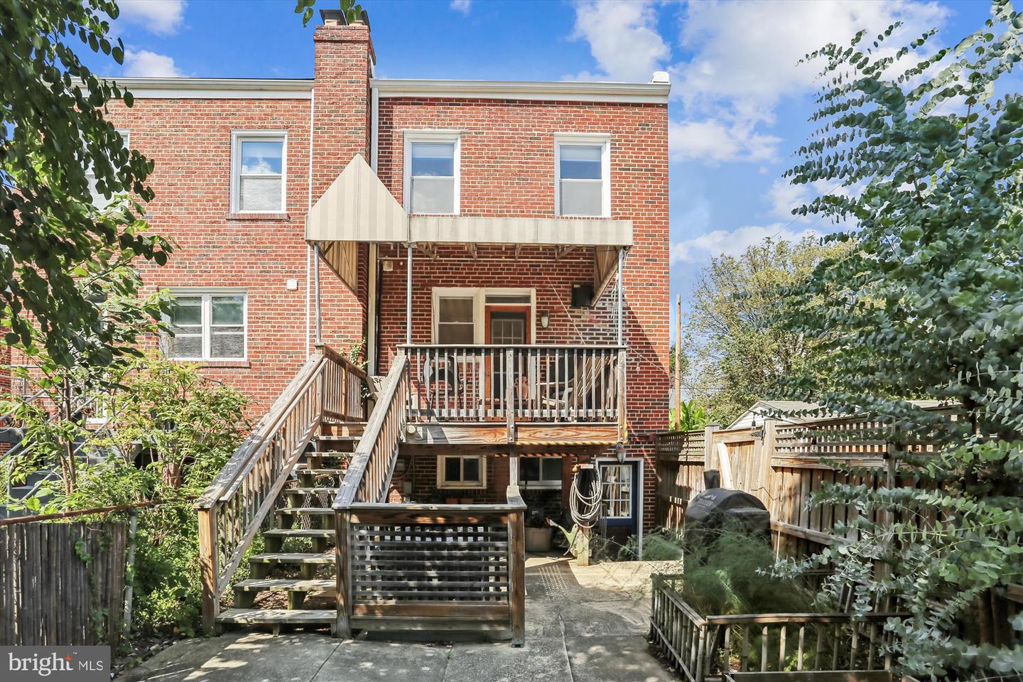 Washington, District of Columbia, 20011, United States, 3 Bedrooms Bedrooms, ,4 BathroomsBathrooms,Residential,For Sale,1941058