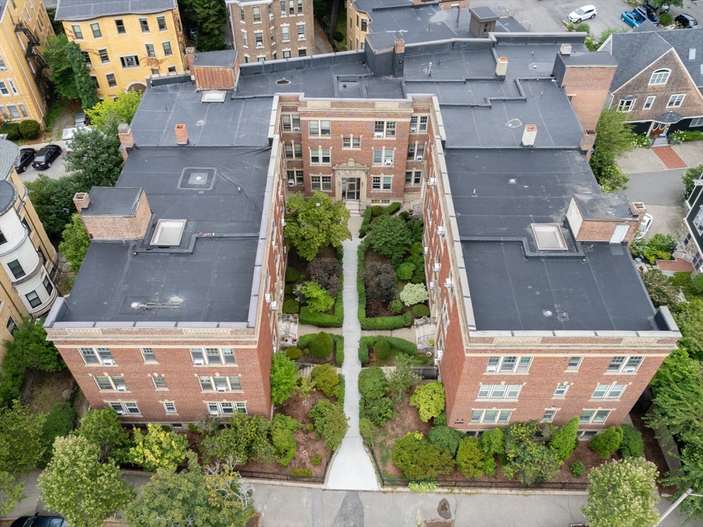 Brookline, Massachusetts, 02446, United States, 2 Bedrooms Bedrooms, ,1 BathroomBathrooms,Residential,For Sale,1934620