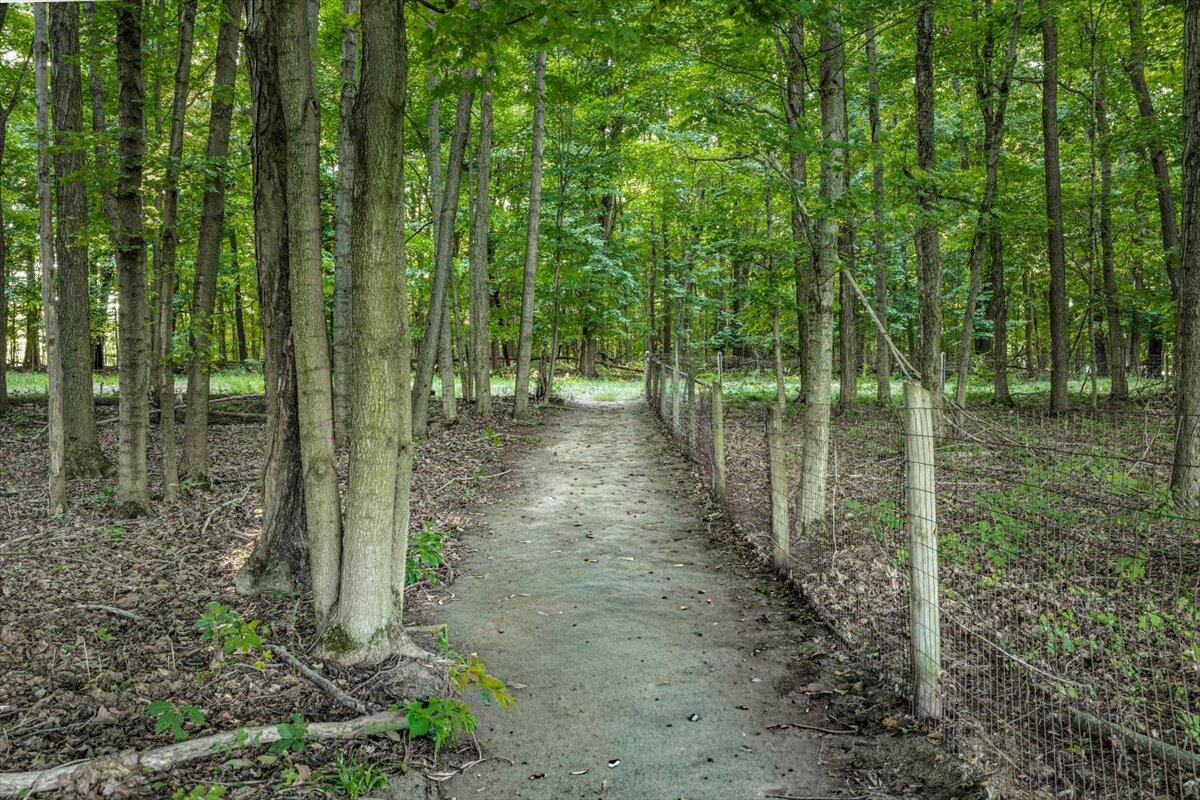 La Porte, Indiana, 46350, United States, 2 Bedrooms Bedrooms, ,Residential,For Sale,1868800