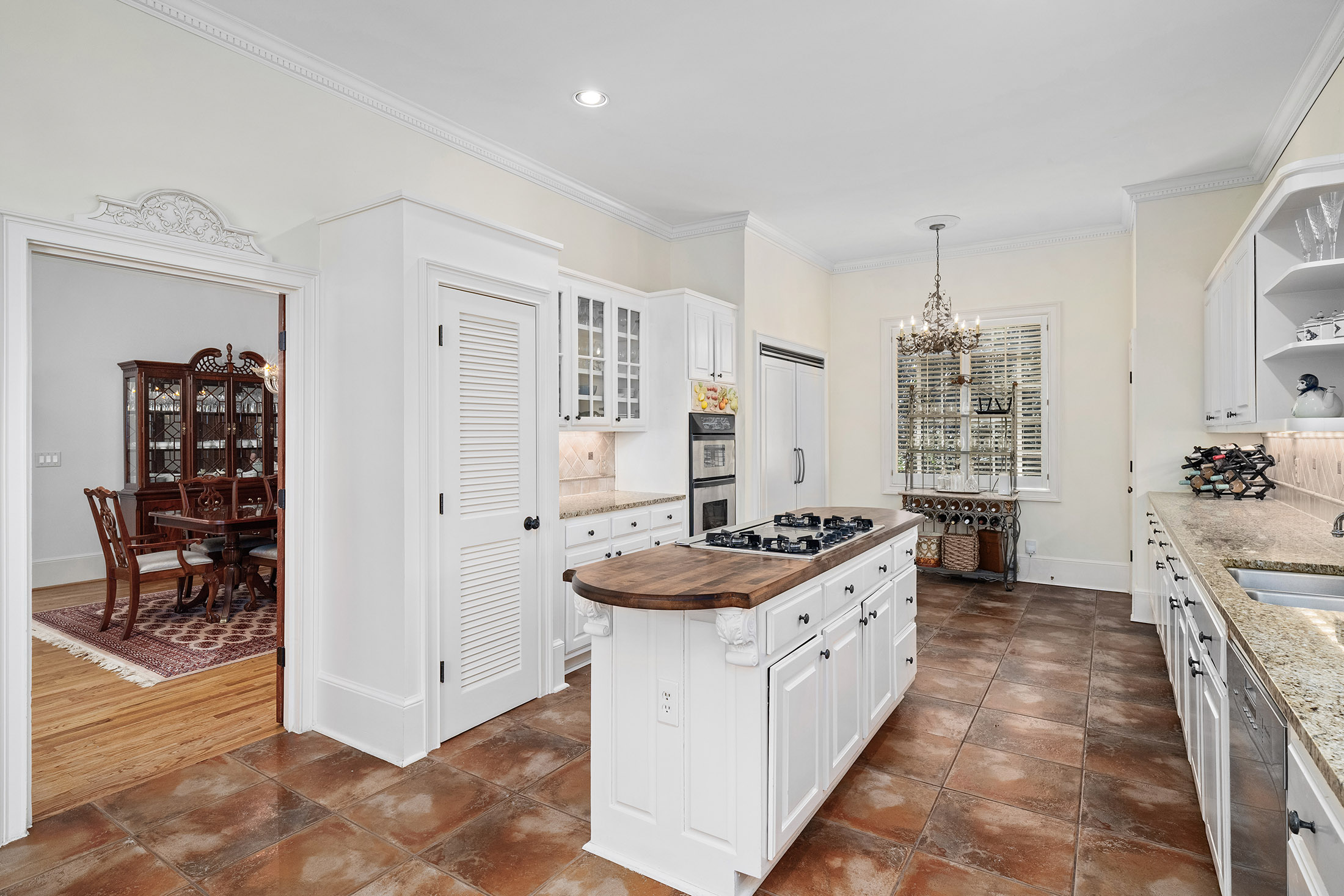  Inspired Architecture Meets Thoughtful Design at this Rare, Private, Double Lot - 物件實景