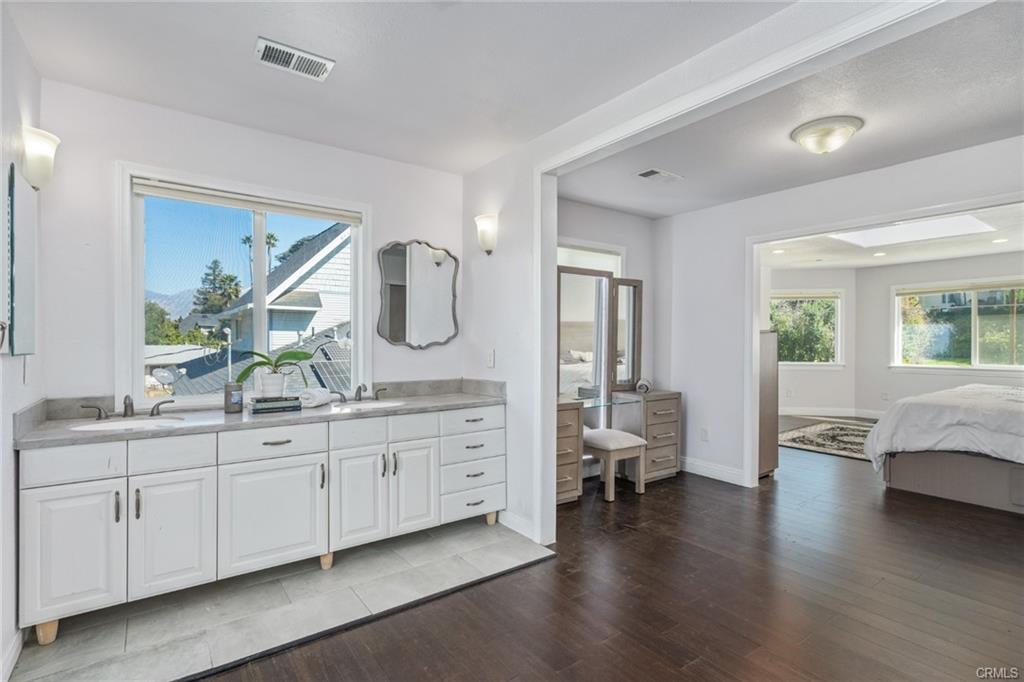 Redlands, California, 92373, United States, 4 Bedrooms Bedrooms, ,3 BathroomsBathrooms,Residential,For Sale,1824077