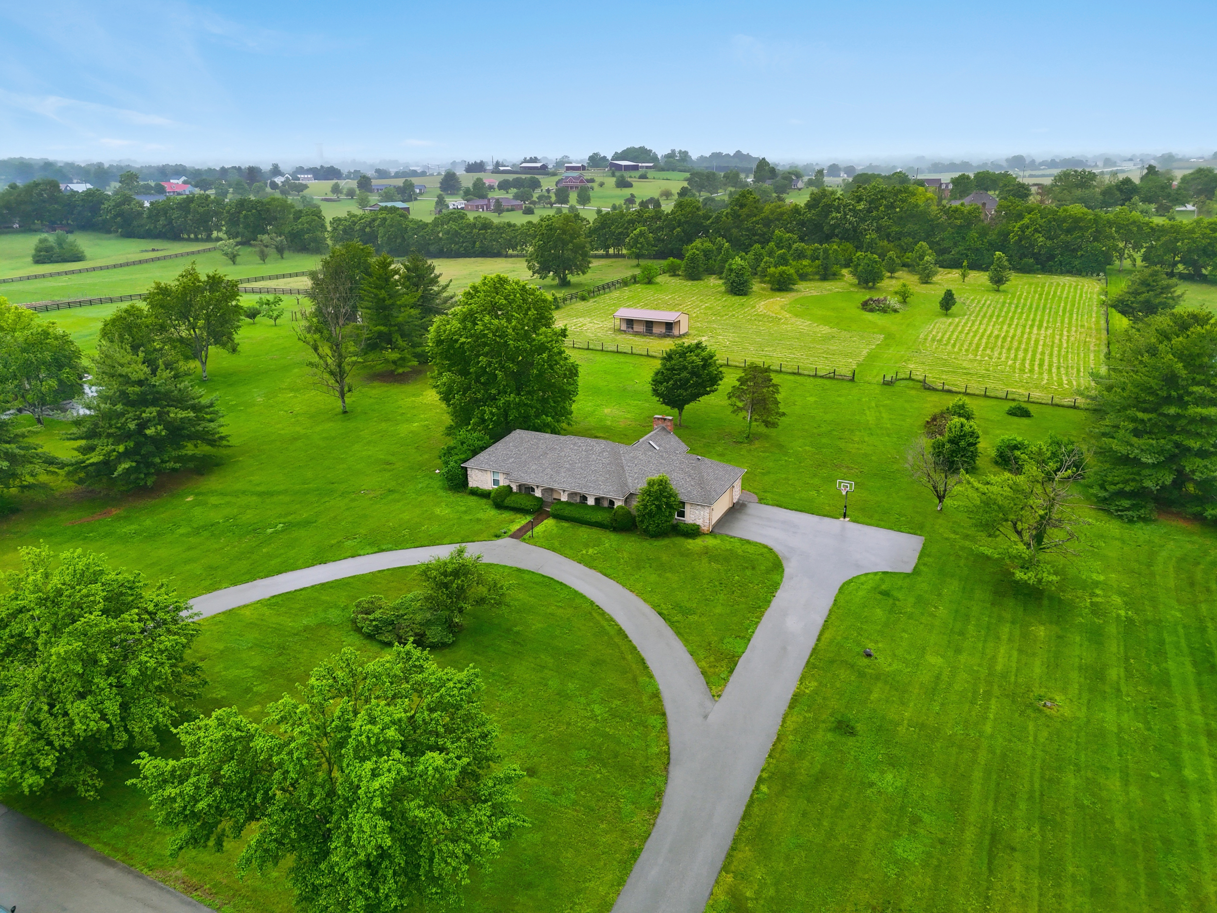  129 Lake Country Road - 物件實景