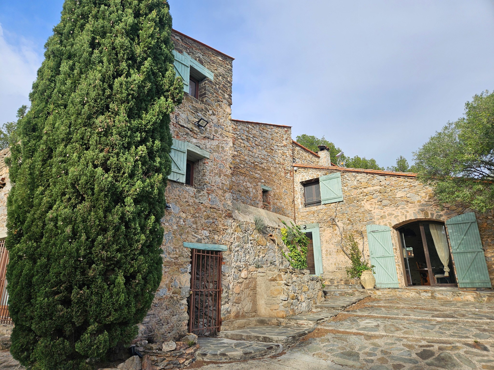  Catalan-Style Farmhouse – 240sq.m on 2hect, clos to amneties - 物件實景