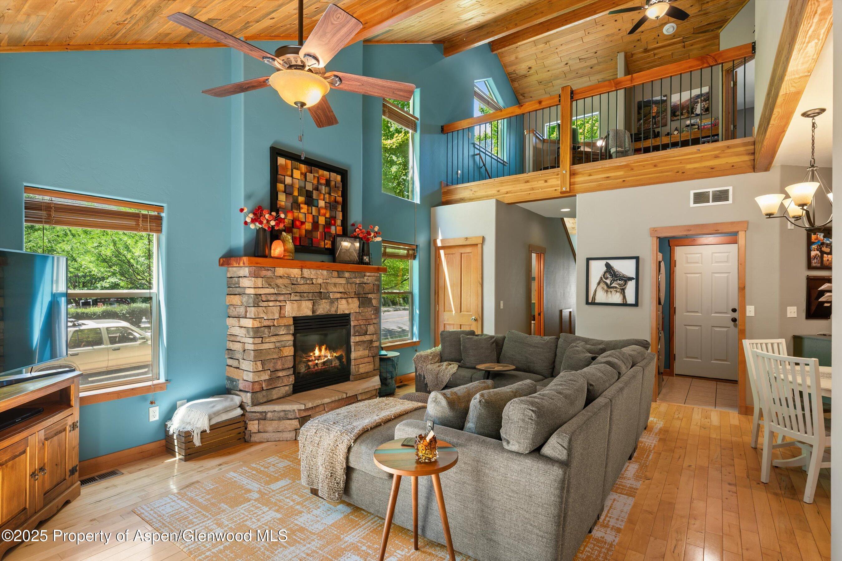 Glenwood Springs, Colorado, 81601, United States, 3 Bedrooms Bedrooms, ,3 BathroomsBathrooms,Residential,For Sale,1874511