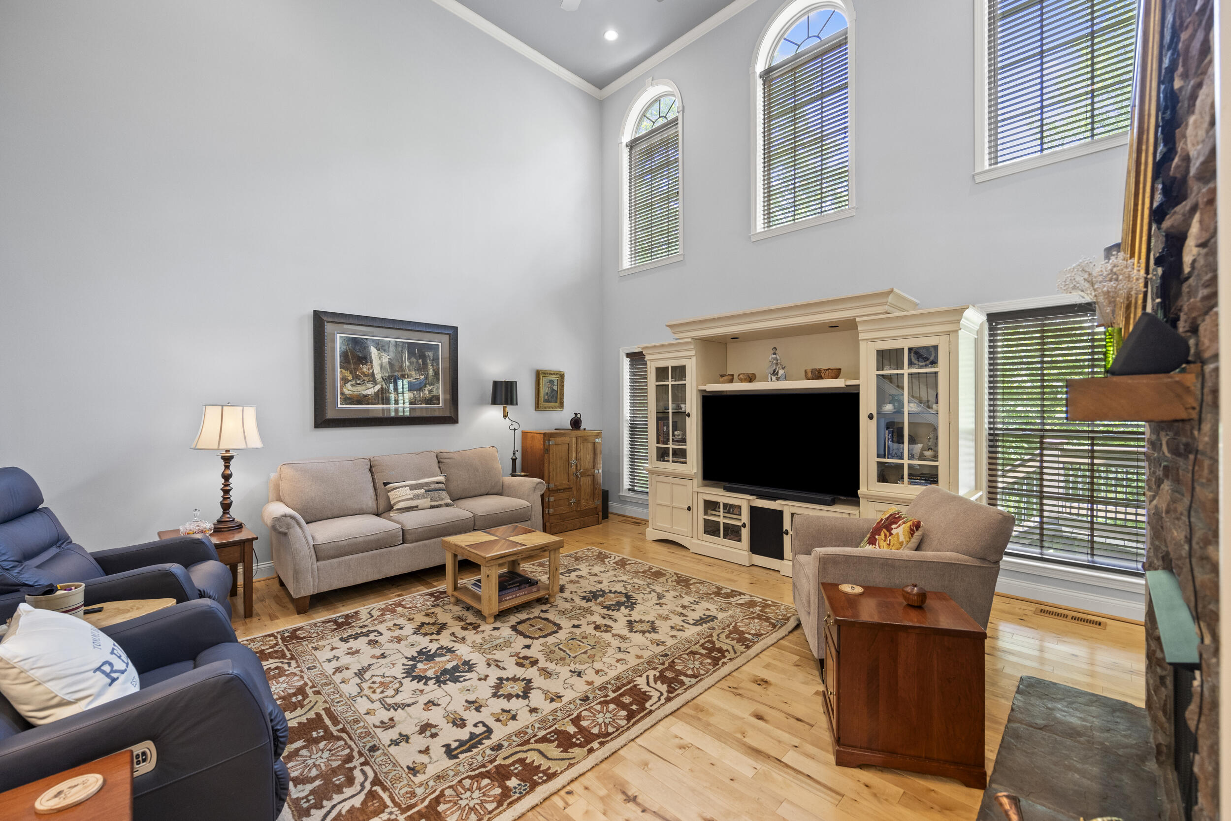 Georgetown, Kentucky, 40324, United States, 5 Bedrooms Bedrooms, ,5 BathroomsBathrooms,Residential,For Sale,1925137