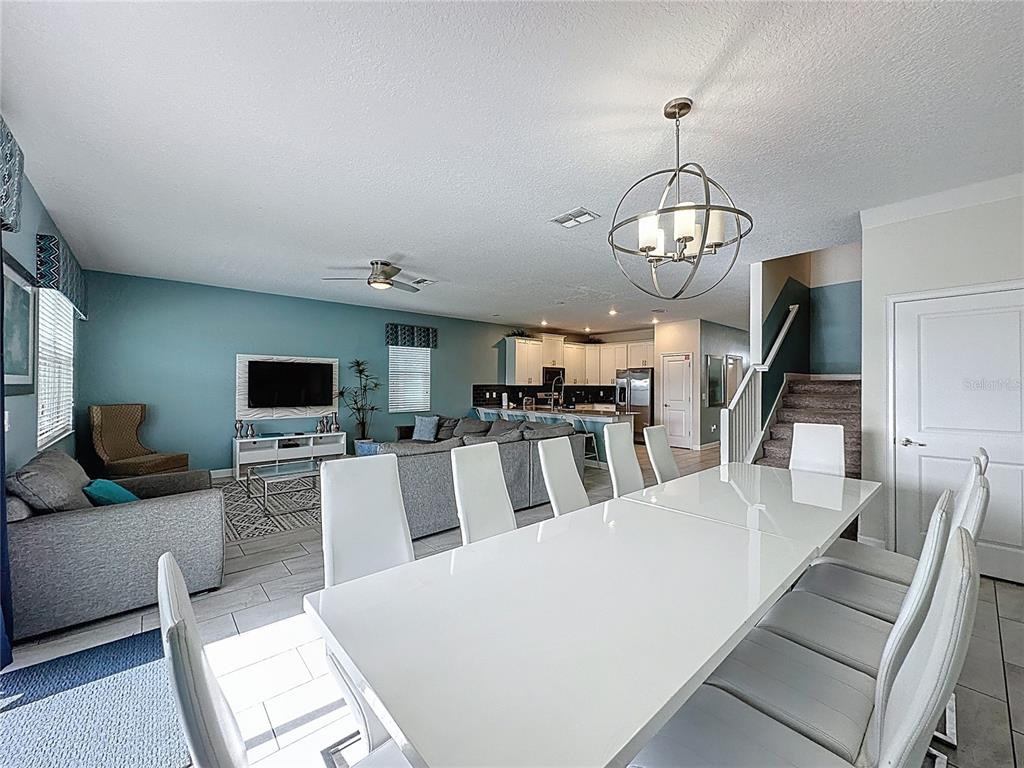 Davenport, Florida, 33896, United States, 8 Bedrooms Bedrooms, ,5 BathroomsBathrooms,Residential,For Sale,1992116