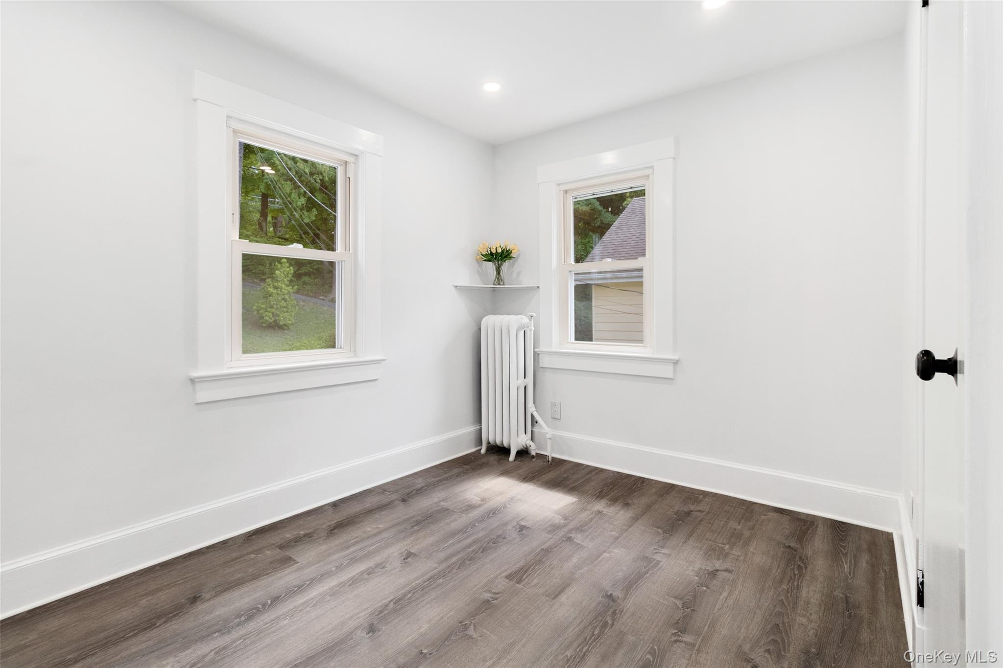 Mount Kisco, New York, 10549, United States, 3 Bedrooms Bedrooms, ,2 BathroomsBathrooms,Residential,For Sale,1948417